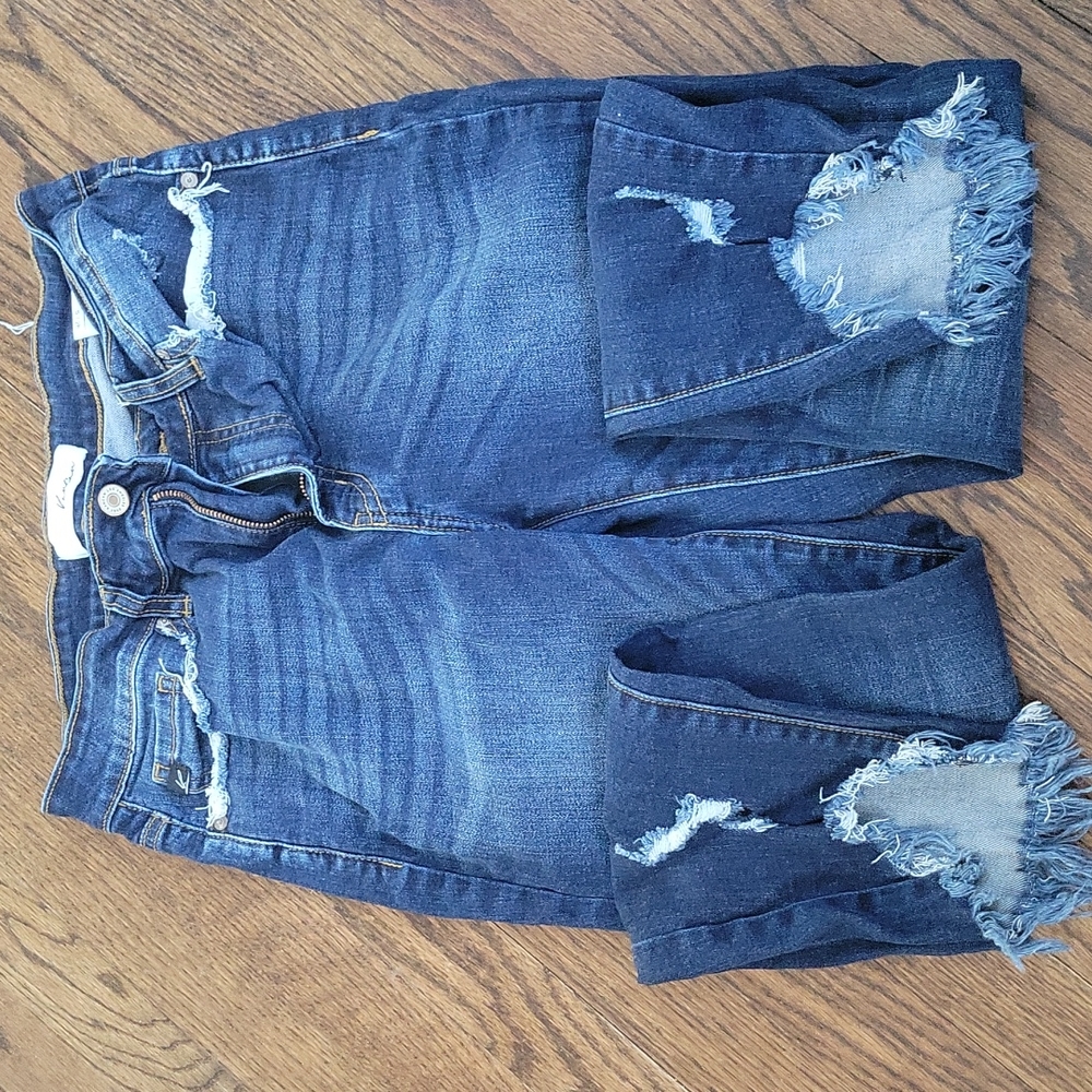 Kancan, size 9/28 stretchy skinny jeans.